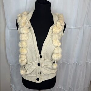 Dolce Cabo Ivory Knit Sweater with Faux Fur